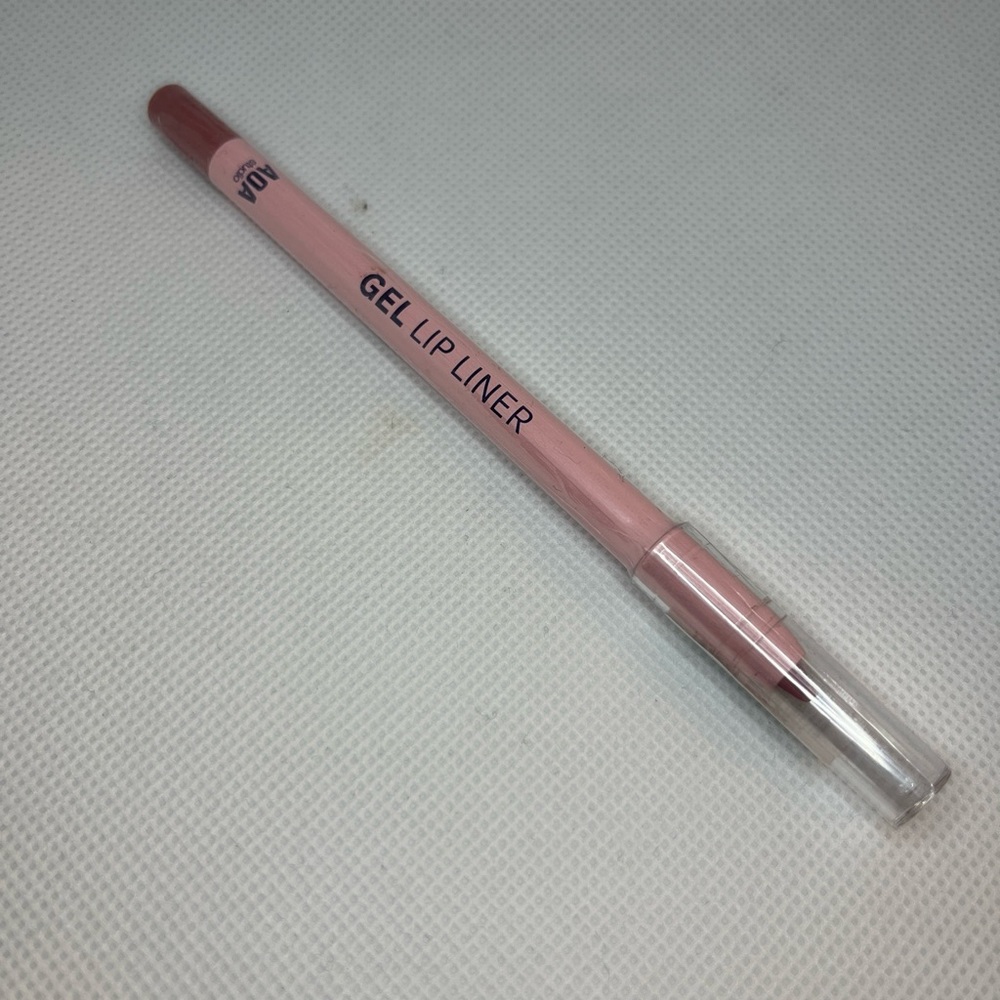 AOA Studio Gel Lip Liner Howdy